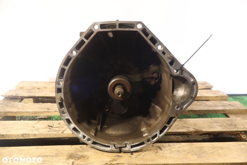 SKRZYNIA BIEGÓW 6 BIEGOWA C KLASA W204 1.6 - 1