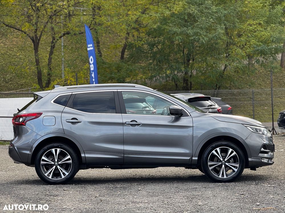 Nissan Qashqai 1.6 DIG-T TEKNA - 22
