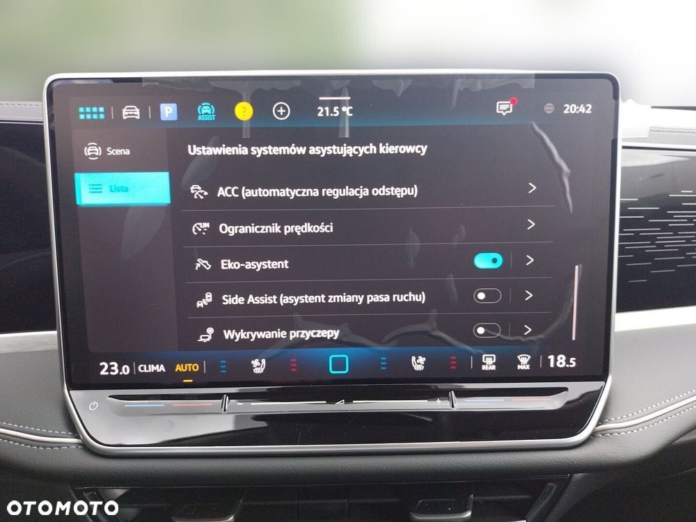 Volkswagen Passat Variant 2.0 TSI Business Plus DSG - 20