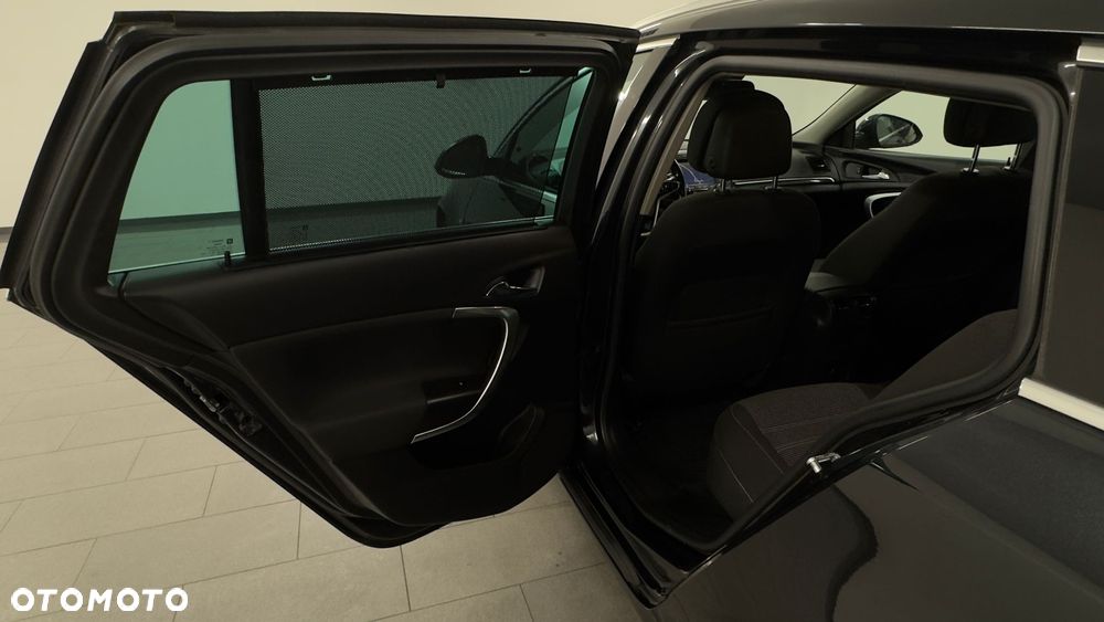 Opel Insignia - 11