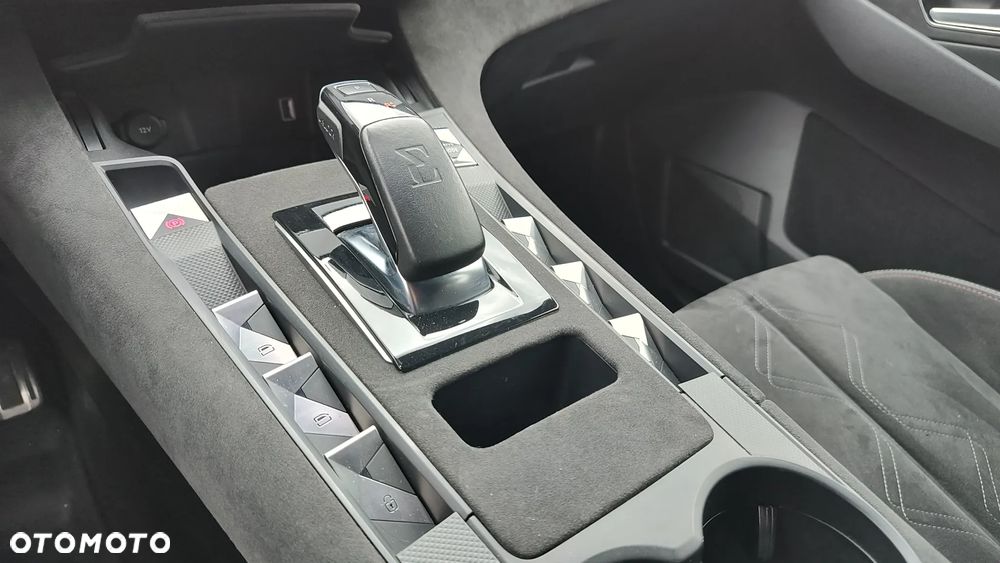 DS Automobiles DS 7 Crossback 1.6 E-Tense 4x4 Performance Line + - 22