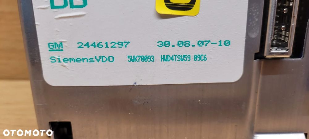 Wyświetlacz nawigacja opel vectra c lift  24461297 - 3