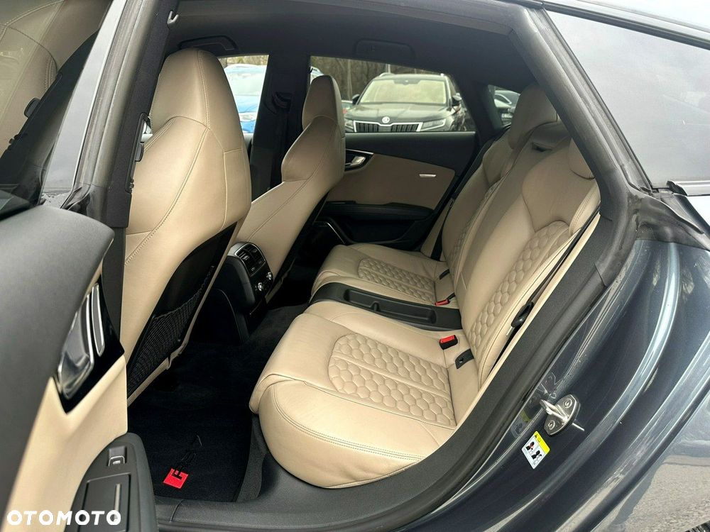 Audi RS7 Sportback - 19