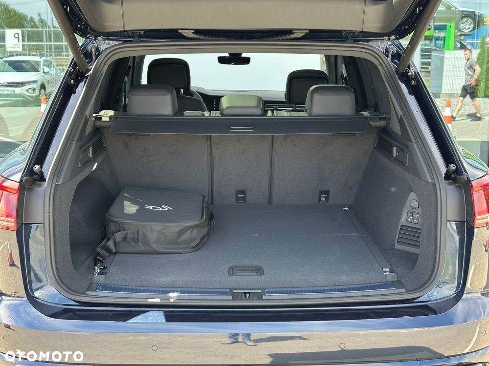 Volkswagen Touareg - 10