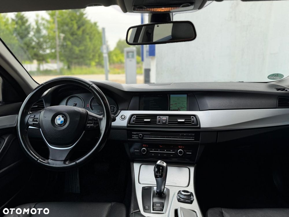BMW Seria 5 520d BluePerformance - 30