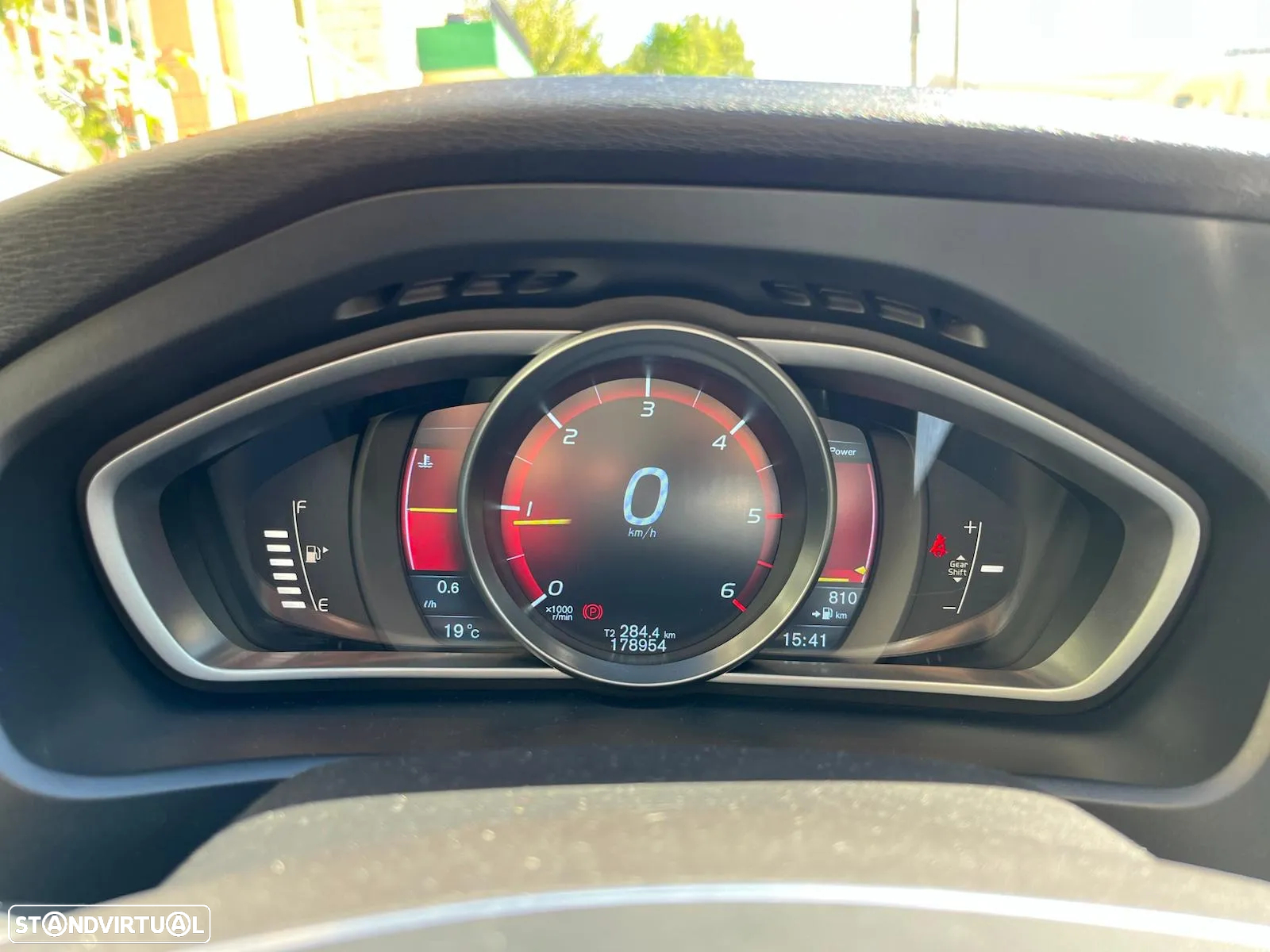 Volvo V40 1.6 D2 Momentum - 8