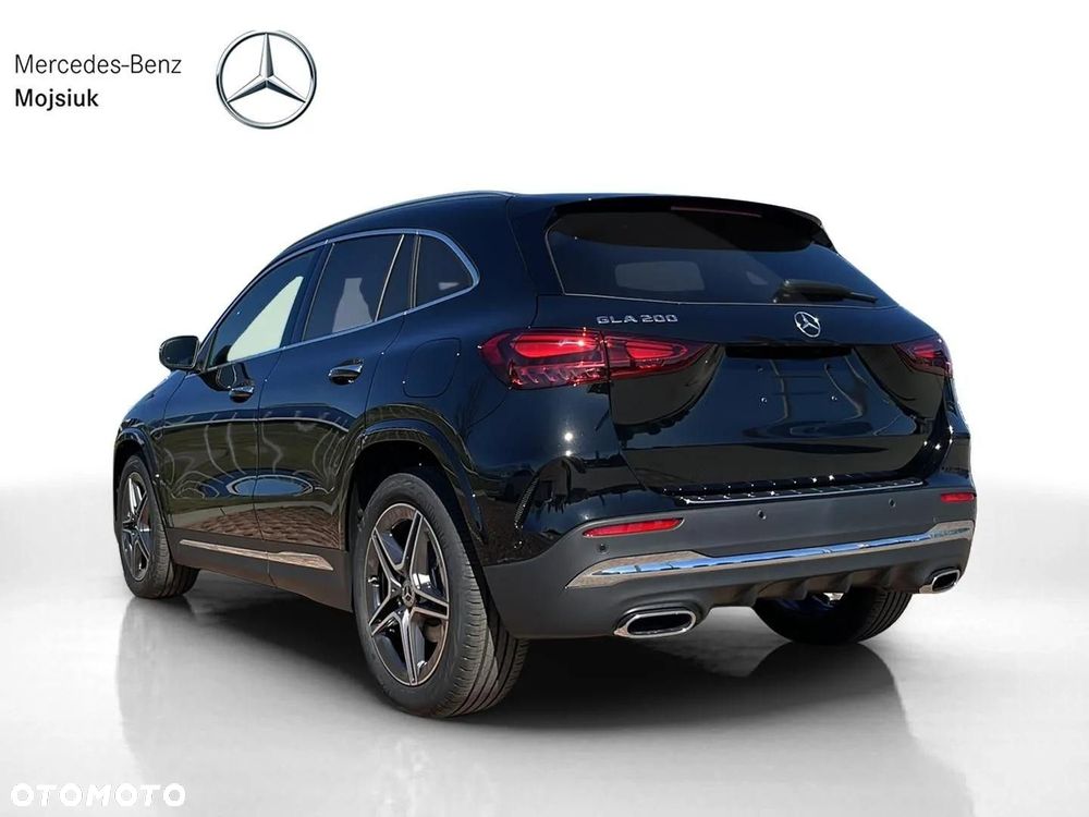 Mercedes-Benz GLA 200 AMG Line - 5