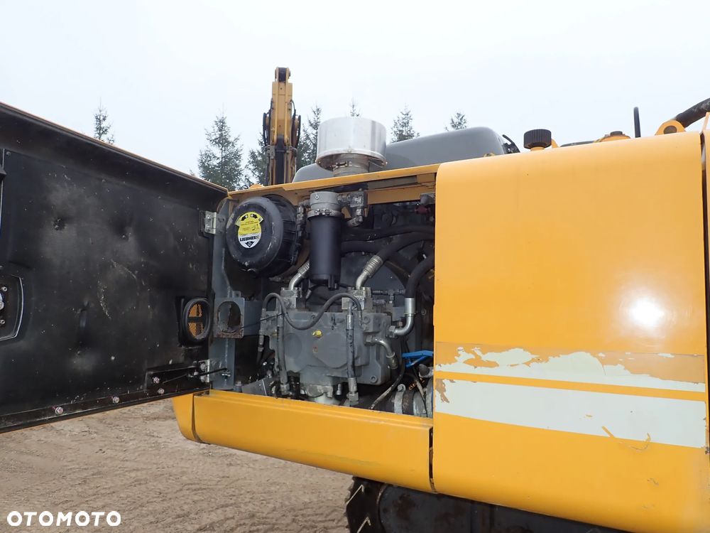 Liebherr R906 LC - 4