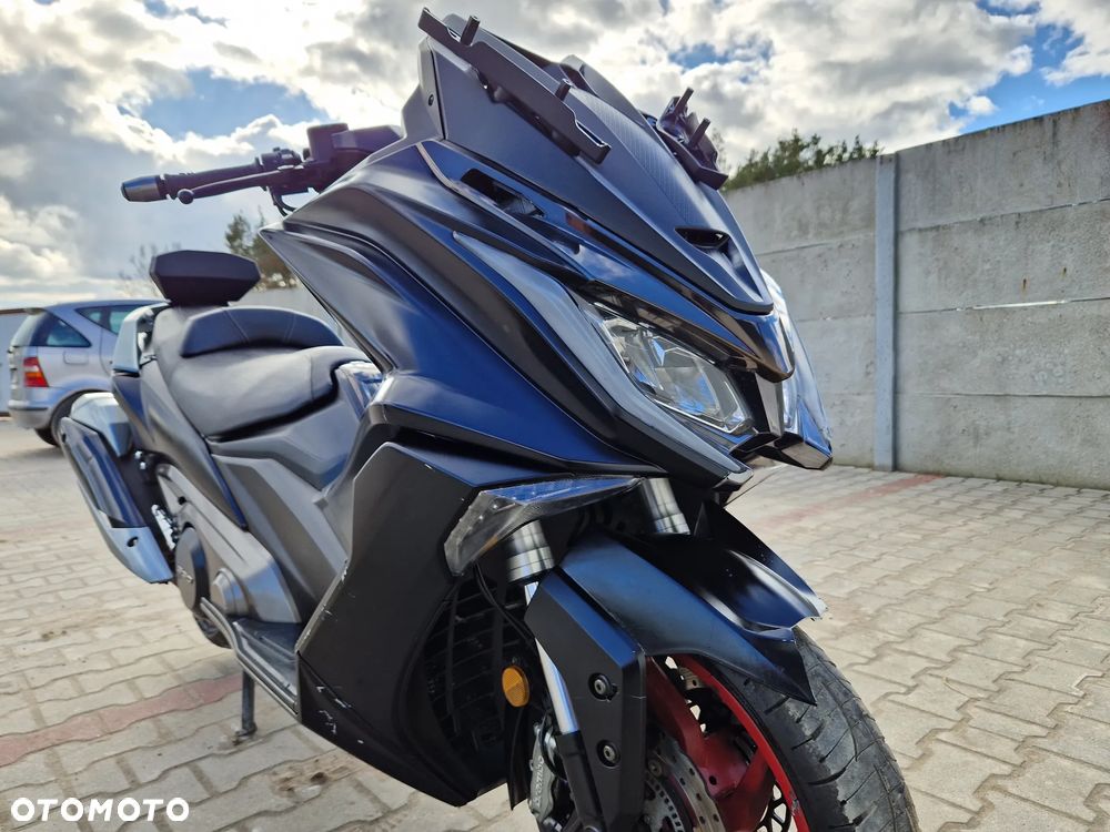 Kymco AK 550 - 31