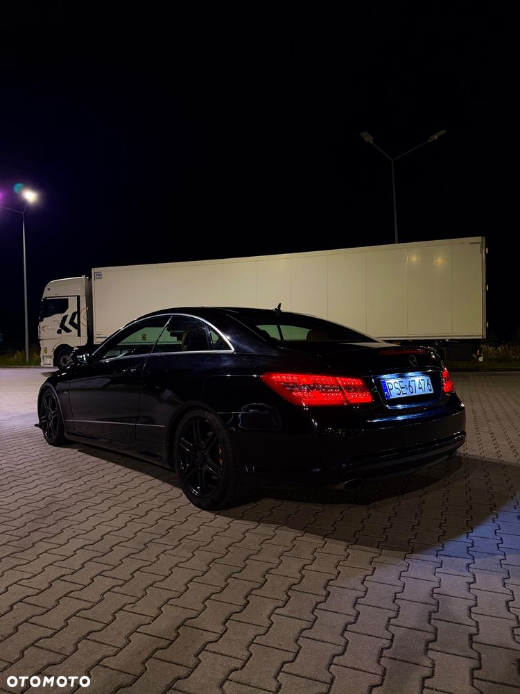 Mercedes-Benz Klasa E - 11