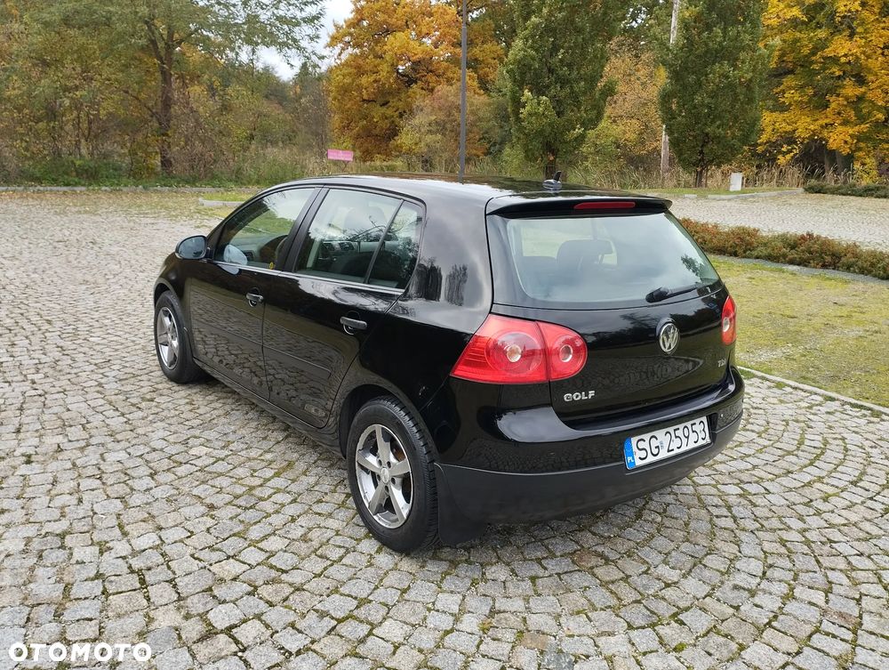Volkswagen Golf V 1.9 TDI Comfortline - 7