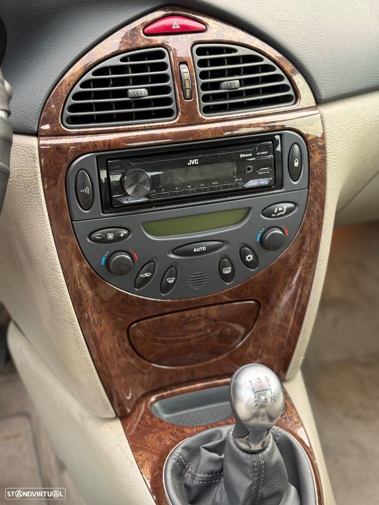 Citroën C5 2.2 HDi Exclusive - 13