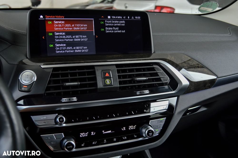BMW X3 xDrive20i AT Luxury Line - 31