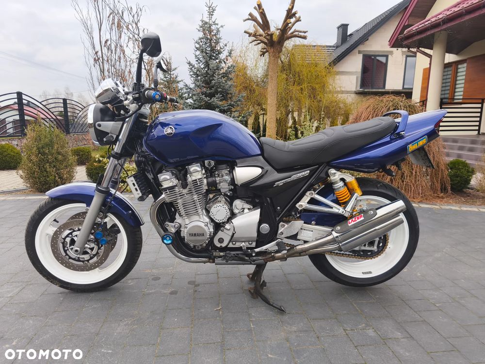 Yamaha XJR - 1