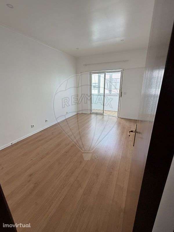 Apartamento T2 para arrendamento - Grande imagem: 4/27