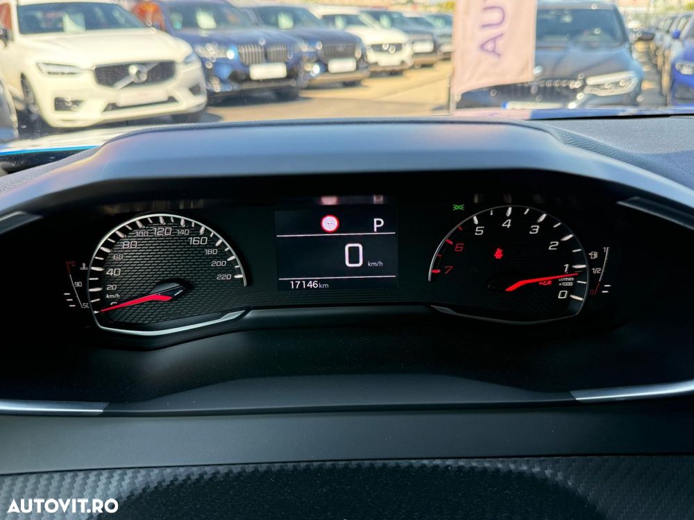 Peugeot 2008 1.2 L PureTech STT EAT8 Allure - 4