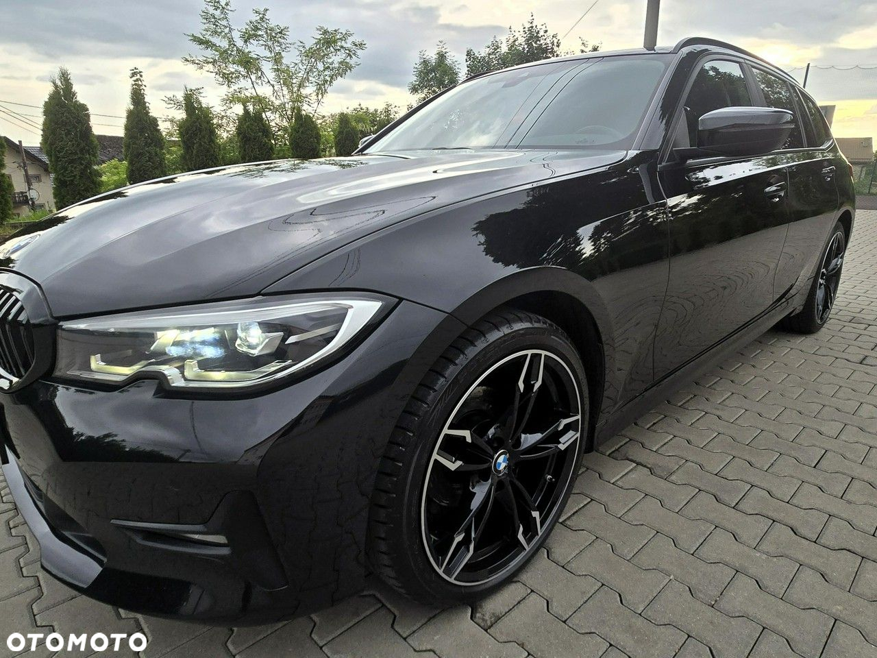 BMW Seria 3 318d Luxury Line - 13