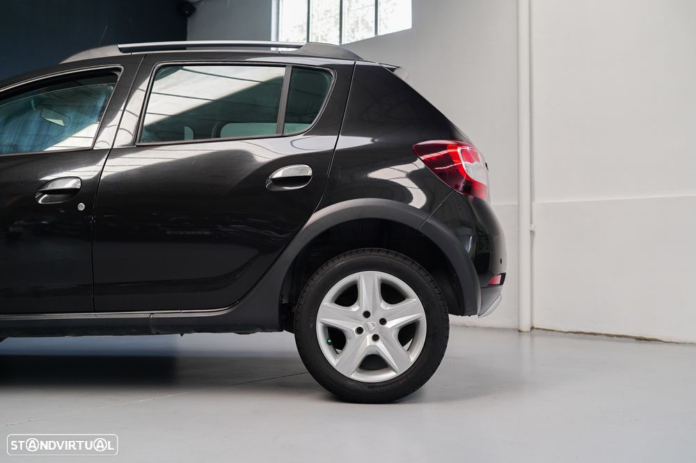 Dacia Sandero 1.5 dCi Stepway - 19