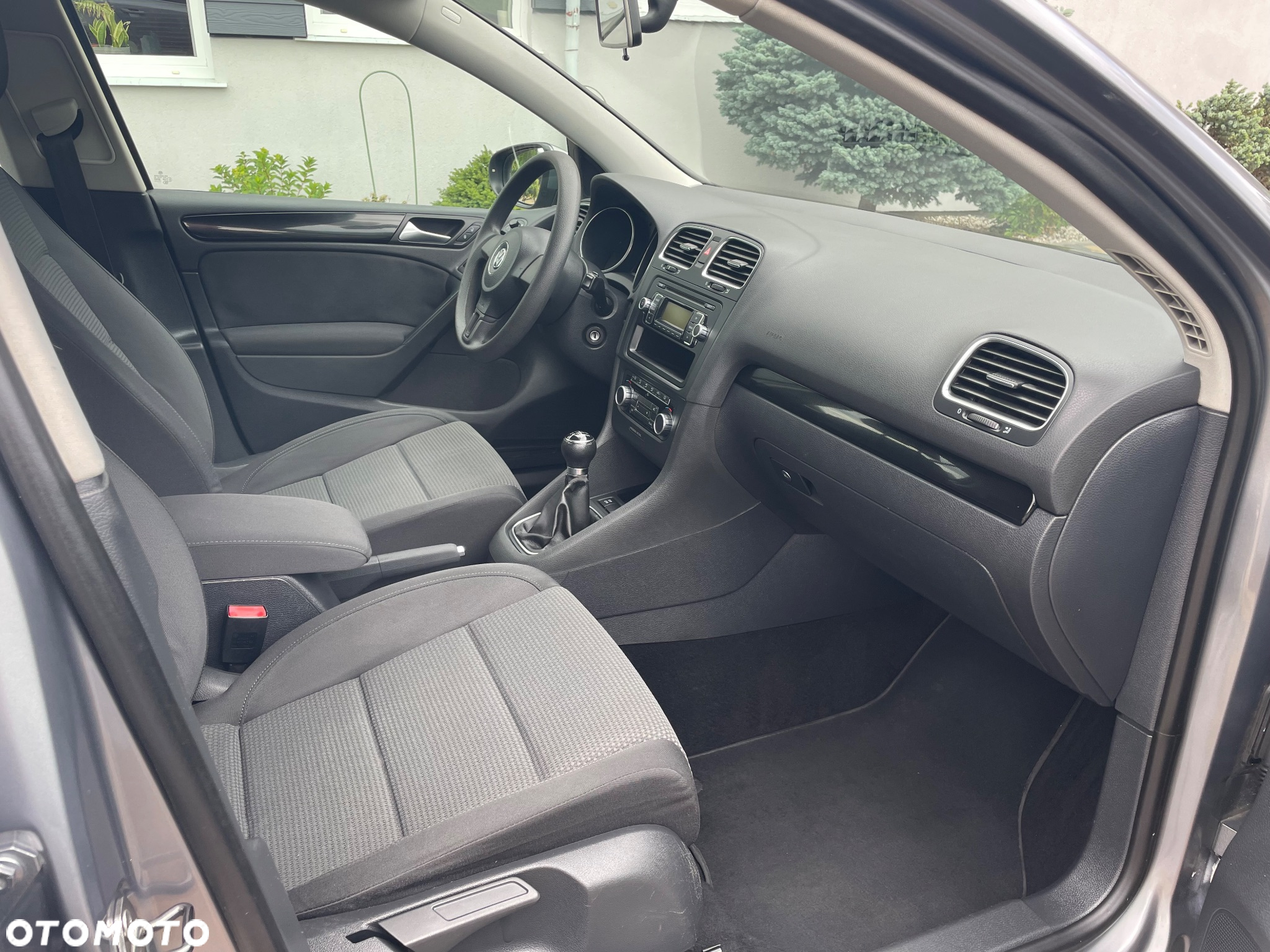 Volkswagen Golf 2.0 TDI DPF Comfortline - 12