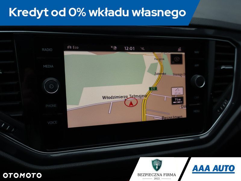 Volkswagen T-Roc - 13