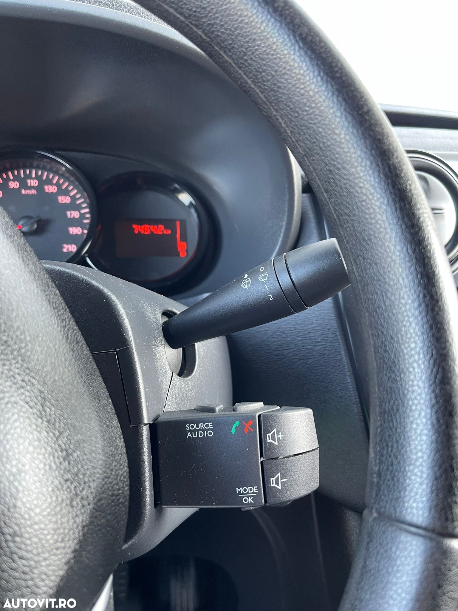Dacia Dokker 1.5 Blue dCi Laureate - 14
