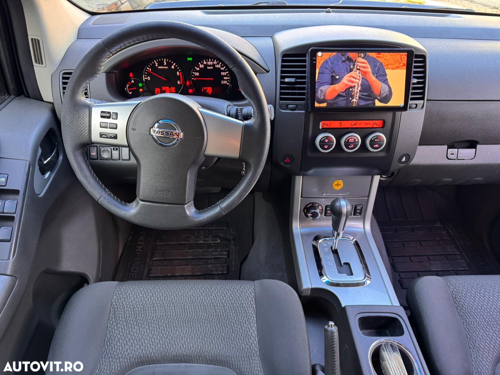 Nissan Pathfinder 2.5 dCi DPF All Mode 4X4 LE Aut. - 8