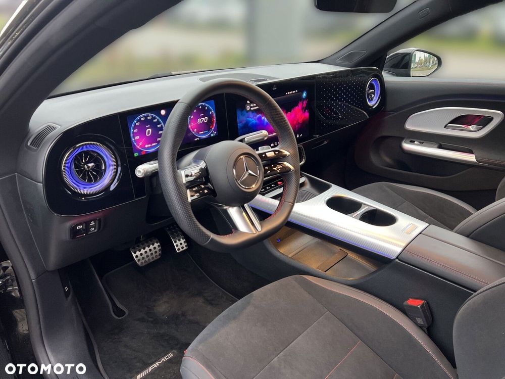 Mercedes-Benz CLA - 10