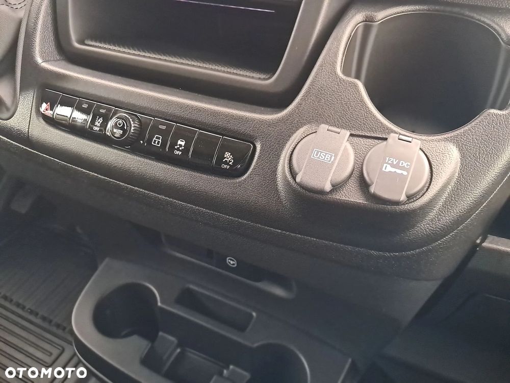 Toyota Proace MAX - 16