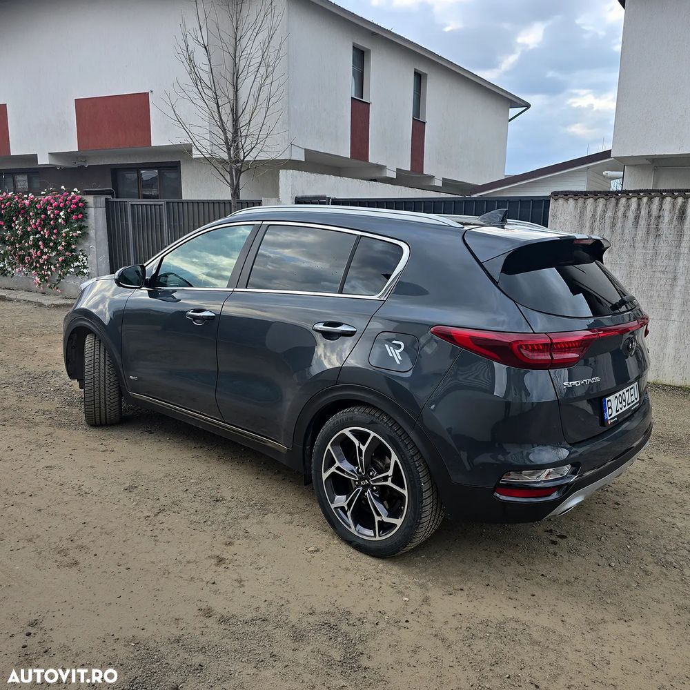Kia Sportage 2.0 CRDI AWD Eco-Dynamics+ (48V M-H) GT LINE - 6