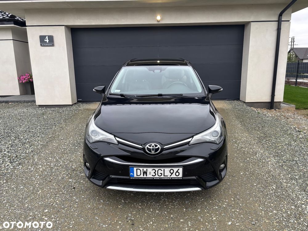 Toyota Avensis 2.0 D-4D Prestige - 1