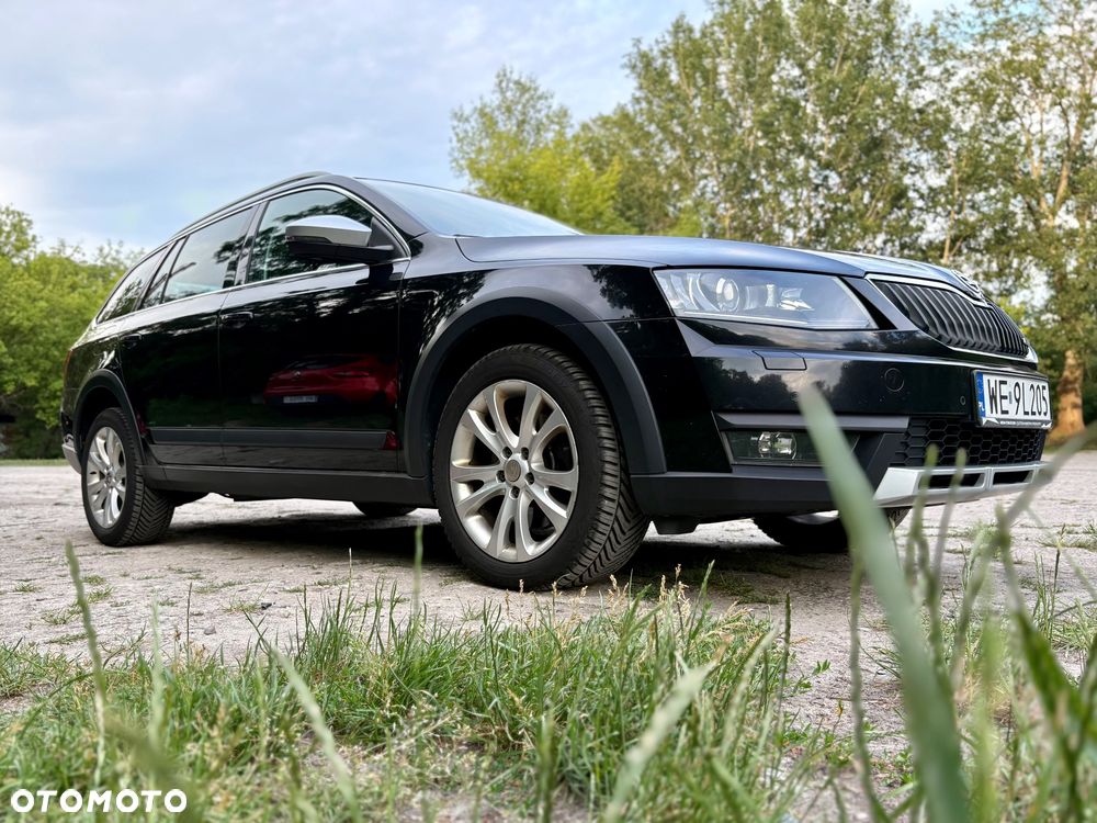 Skoda Octavia 2.0 TDI 4x4 DSG Scout - 20