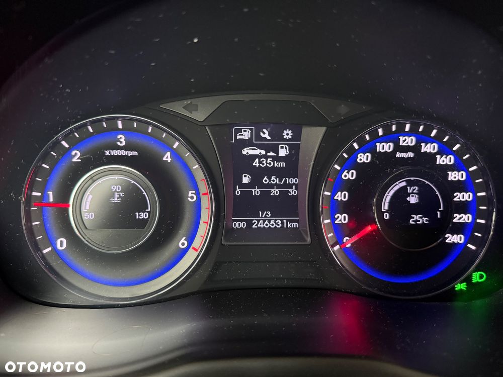 Hyundai i40 - 10