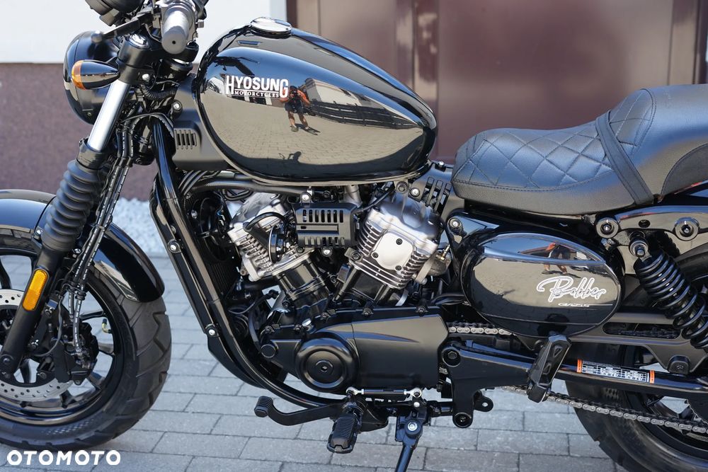 Hyosung GV - 27