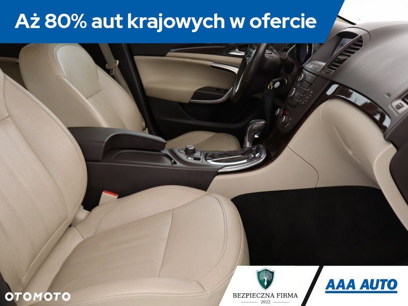 Opel Insignia - 11