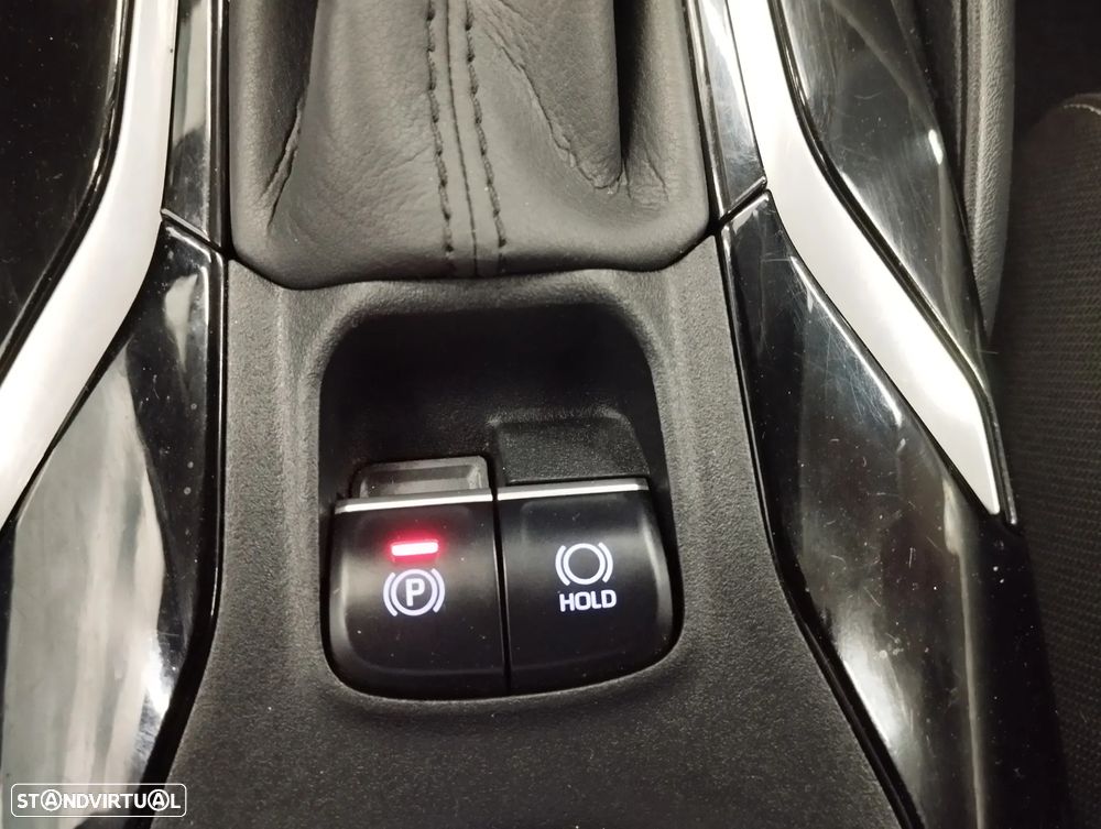 Toyota Corolla Touring Sports 1.8 Hybrid Comfort - 30