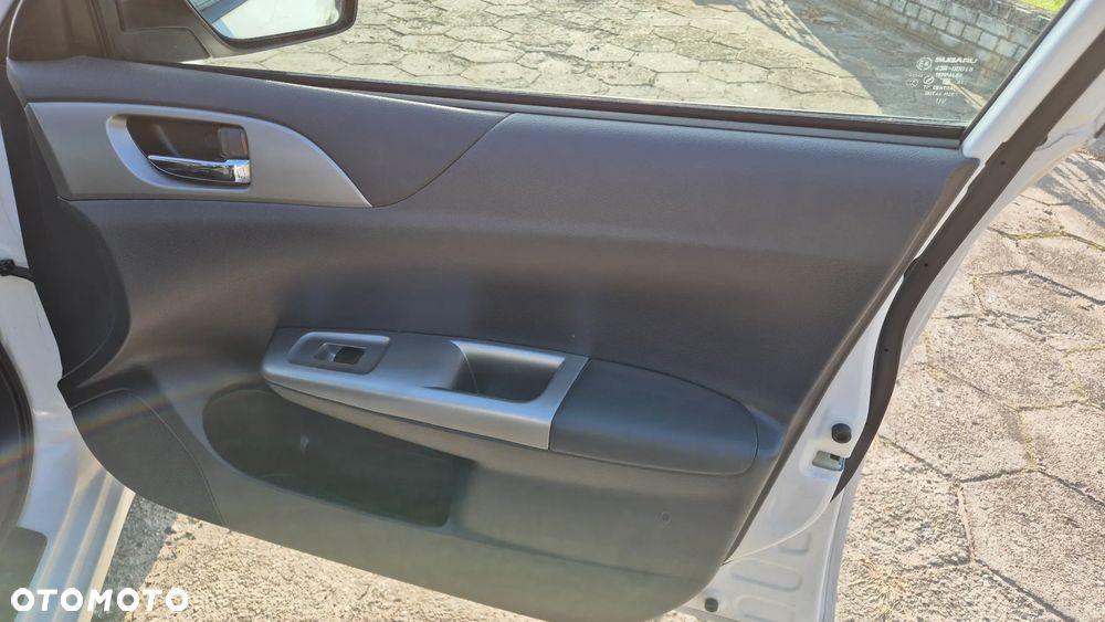 Subaru Impreza 2.0R Comfort - 30