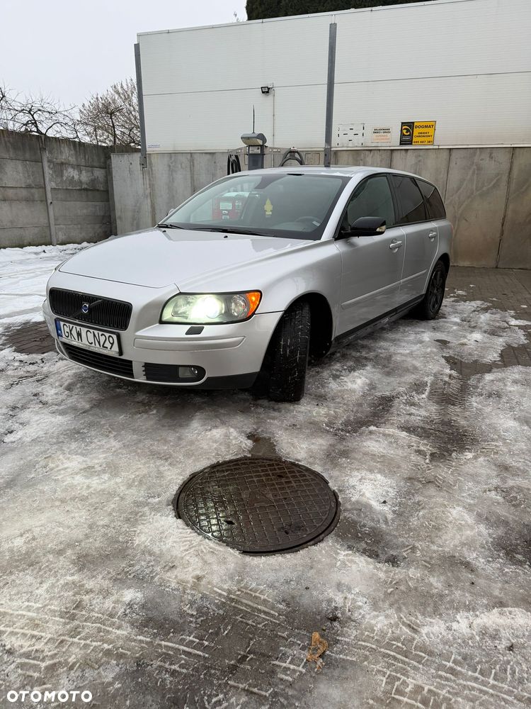 Volvo V50 T5 Summum - 1