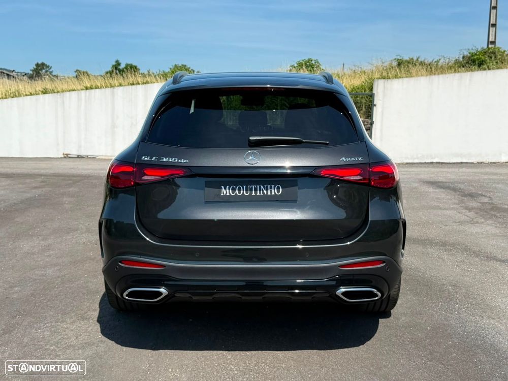 Mercedes-Benz GLC 300 de 4Matic - 4