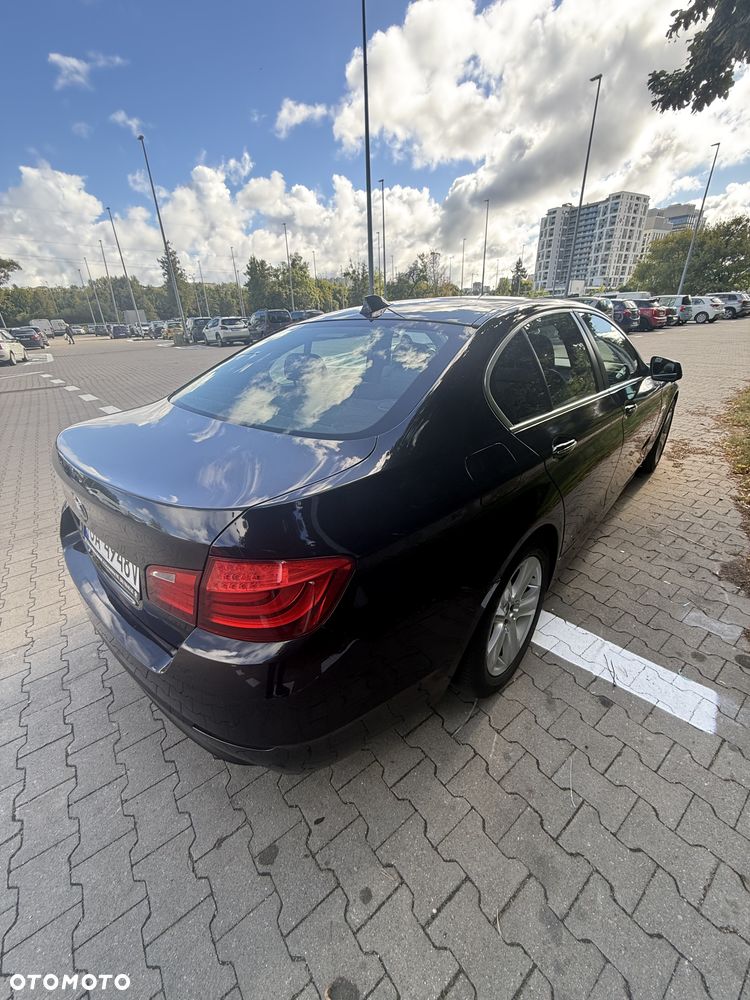 BMW Seria 5 530d xDrive - 5