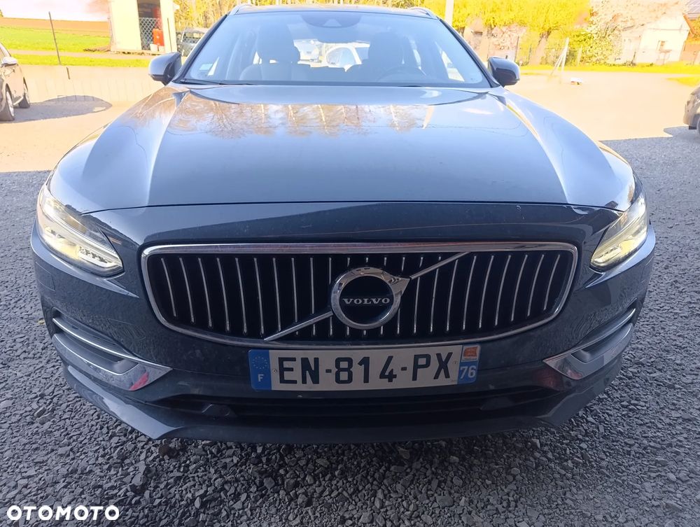 Volvo V90 - 35