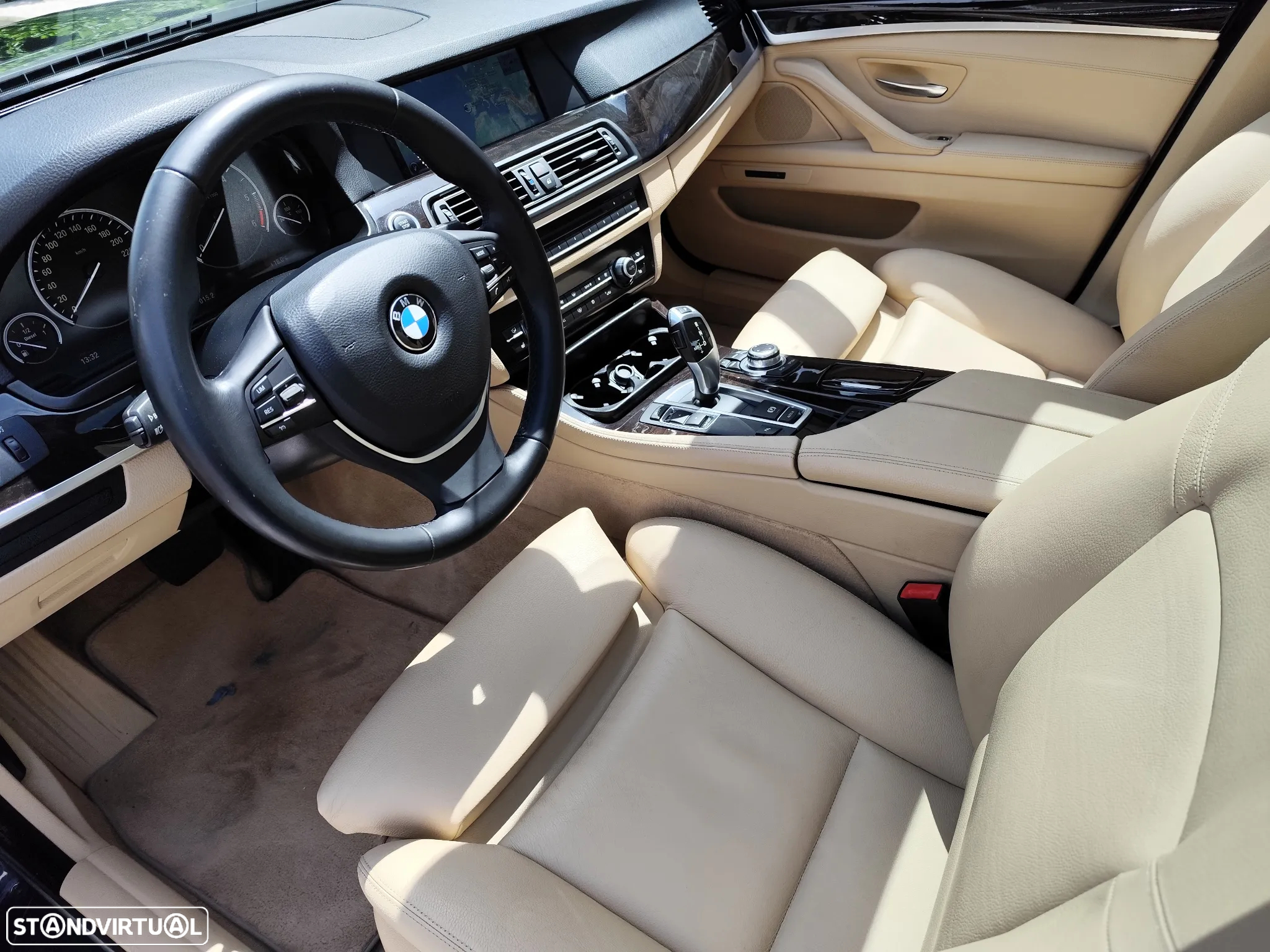 BMW 525 d Exclusive Auto - 2