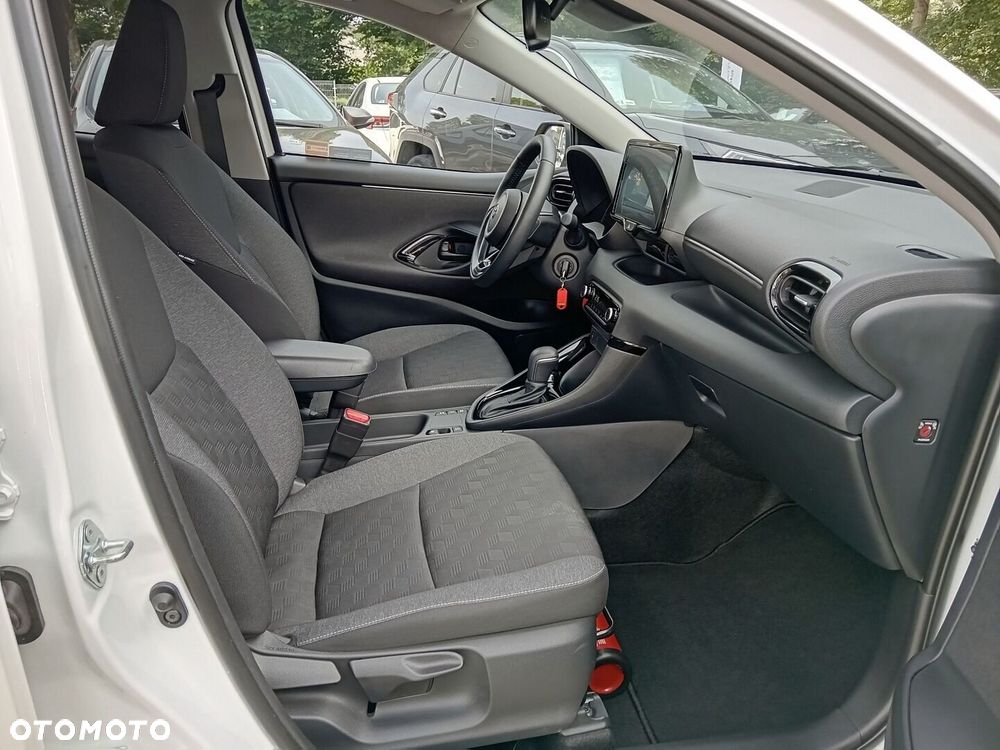 Toyota Yaris Hybrid 1.5 Style - 6