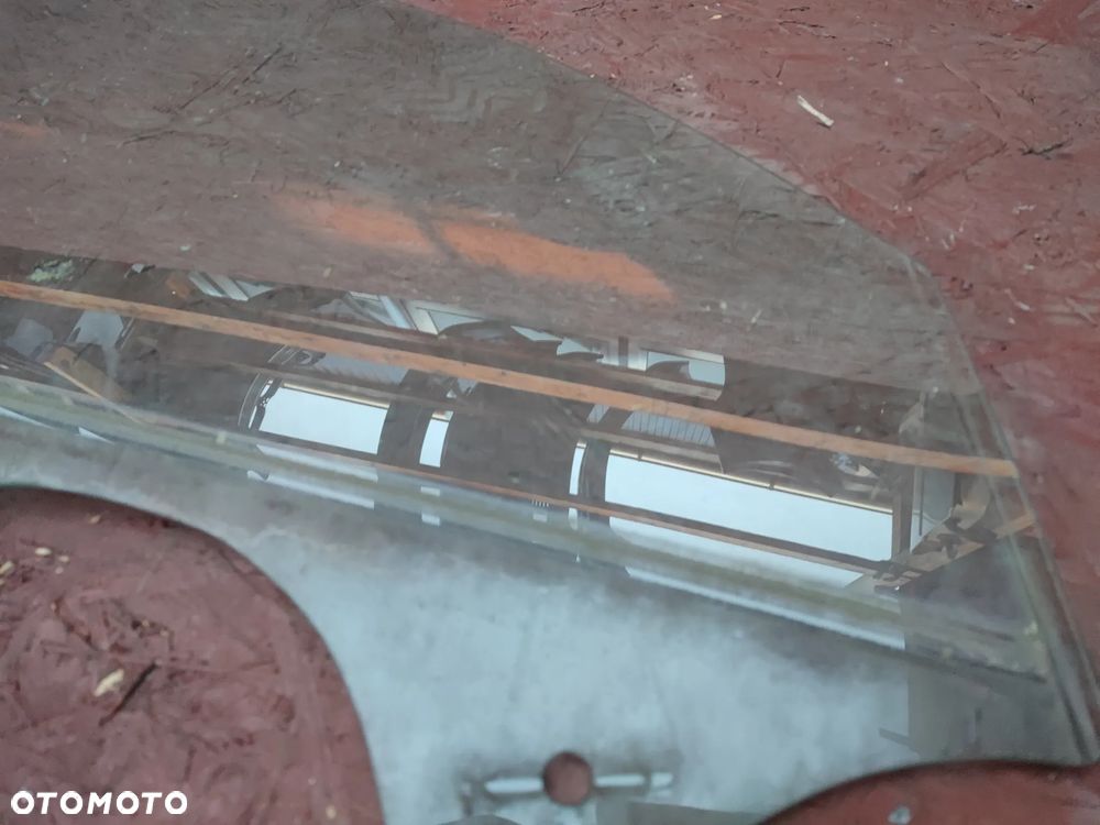 BMW E91 / E90 / E91 CLI / E90 LCI ORYGINALNE SZYBY BOCZNE ( DRZWI ) PEAWE PRZÓD / TYŁ / SZYBA PRZEDNIA PRAWA O NR.  51 33 7 060 264 /  51 34 7 119 978 OEM - 7