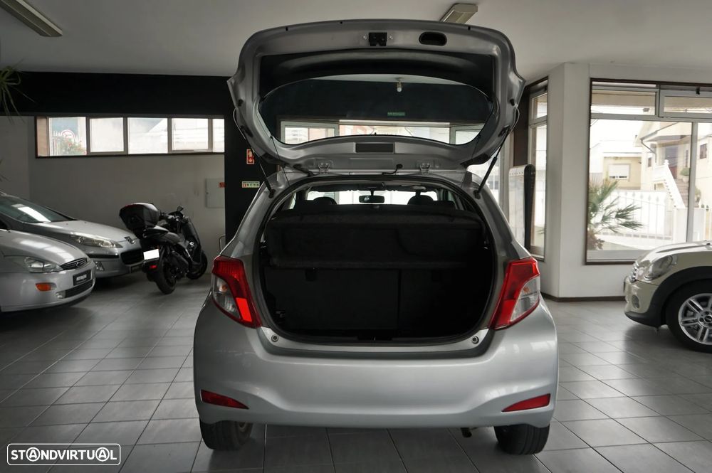 Toyota Yaris 1.0 VVT-i Comfort+P.Style - 23