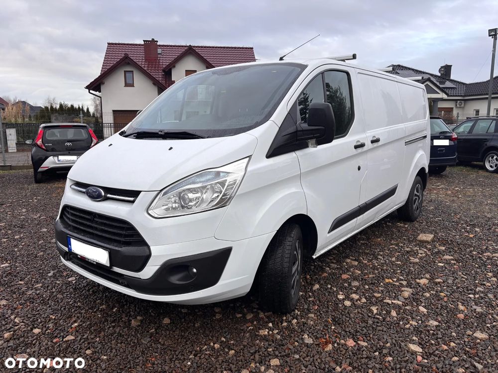 Ford TRANSIT CUSTOM - 17