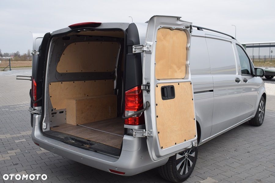 Mercedes-Benz VITO - 28
