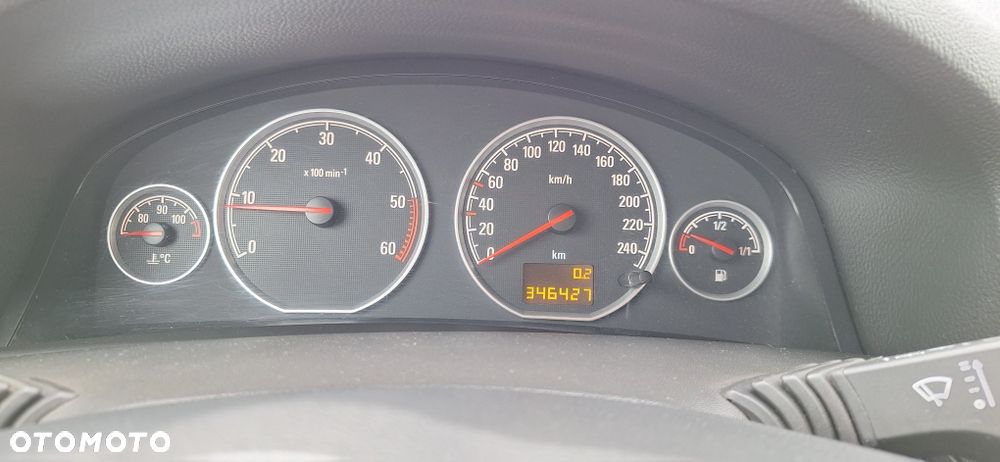 Opel Vectra - 8