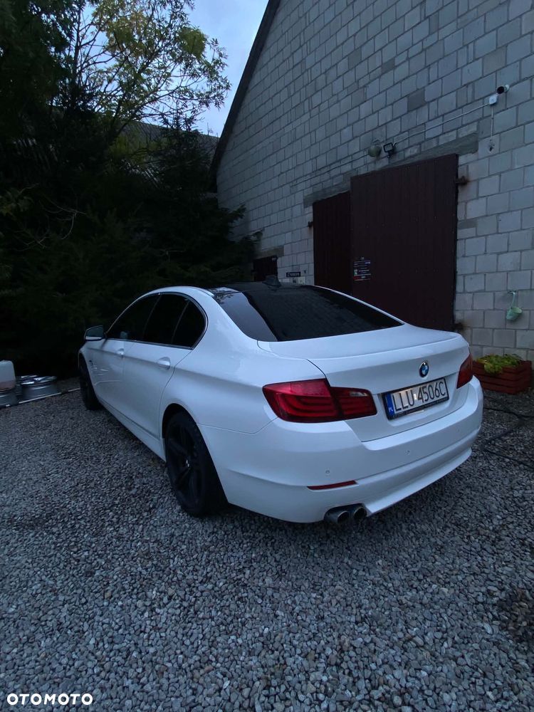 BMW Seria 5 530d xDrive - 4