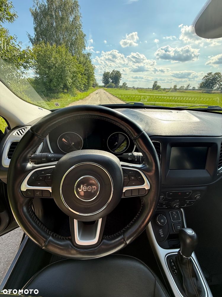 Jeep Compass - 8