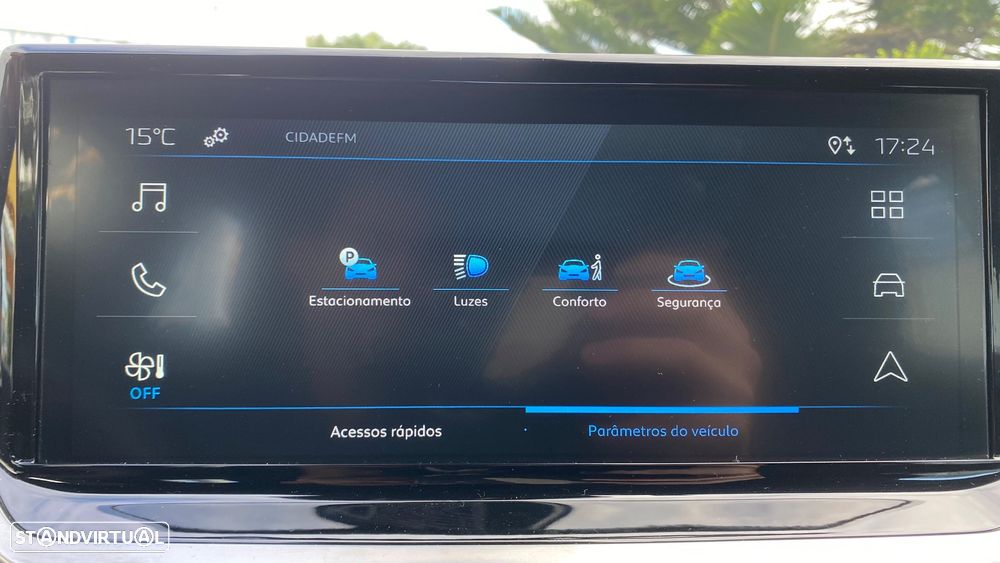 Peugeot 2008 1.2 PureTech Style - 40